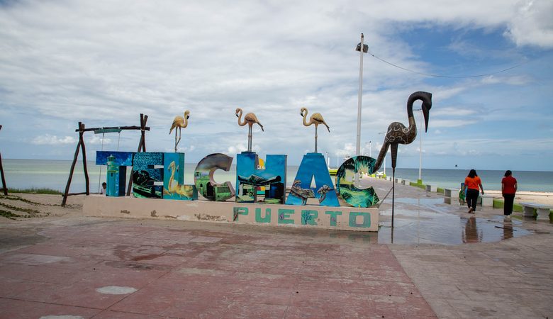 Vue de Telchac Puerto au Yucatán, village côtier du Mexique